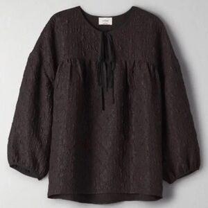 Aritzia Wilfred Playa Blouse in Black Textured Fabric